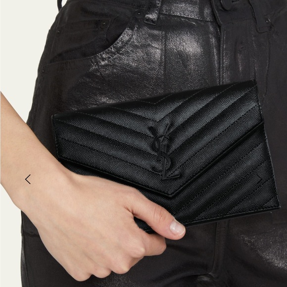 YSL Monogram Small Wallet on Chain in Grained Leather - Picture 6 of 6